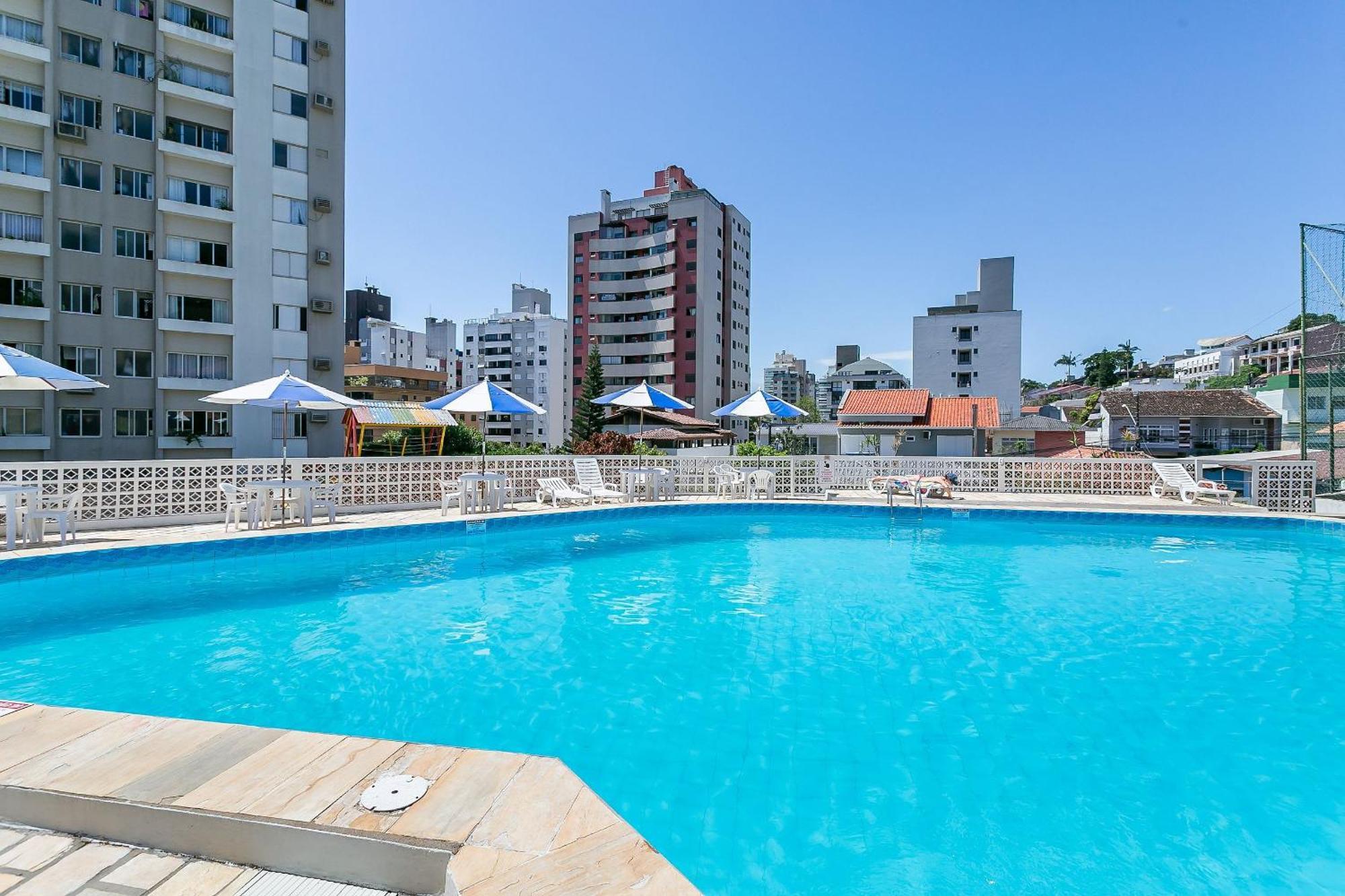 Appartement Moderno, espaçoso localizado a uma quadra do Shopping Beira-mar CA06I à Florianópolis Extérieur photo