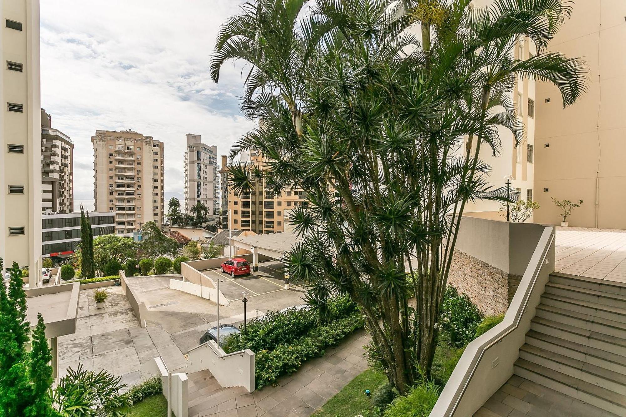 Appartement Moderno, espaçoso localizado a uma quadra do Shopping Beira-mar CA06I à Florianópolis Extérieur photo