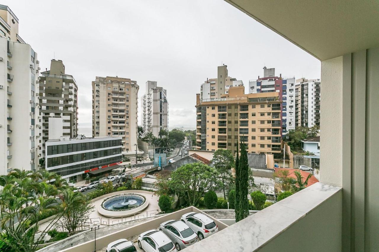 Appartement Moderno, espaçoso localizado a uma quadra do Shopping Beira-mar CA06I à Florianópolis Extérieur photo